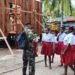 Senyum Hangat Anak-Anak Warnai Kebersamaan dengan Satgas TMMD