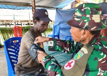 Satgas TMMD Terus Bergerak Berikan Pelayanan Kesehatan kepada Warga