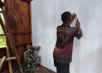 Pemasangan Dinding Kamar Terus Dikebut, Satgas TMMD Optimalkan Progres Pembangunan Rumah