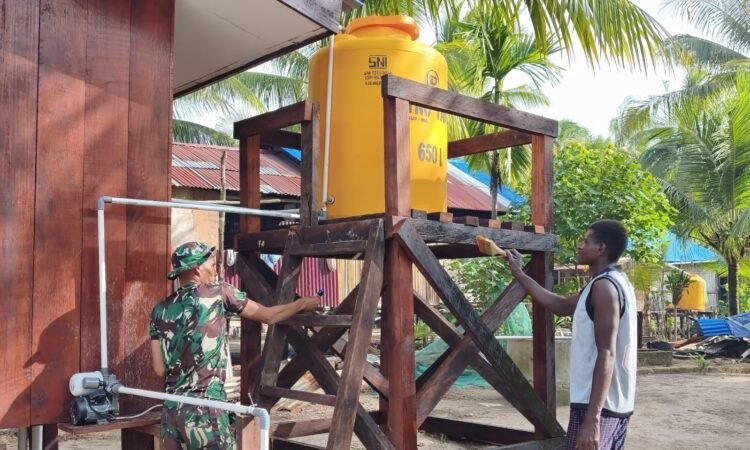Satgas TMMD Lakukan Pengecatan Rangka Profil Tank untuk Perkuat Ketahanan Material