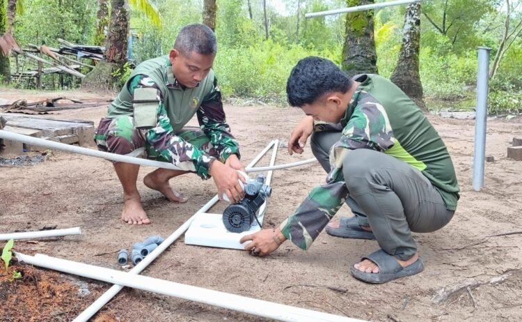 Instalasi Pipa Rampung, MCK RT 9 Kampung Keakwa Siap Digunakan