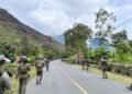 Patroli Jalan Kaki, Satgas ODC Perkuat Keamanan dan Jalin Kedekatan dengan Warga Puncak Jaya