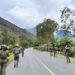Patroli Jalan Kaki, Satgas ODC Perkuat Keamanan dan Jalin Kedekatan dengan Warga Puncak Jaya