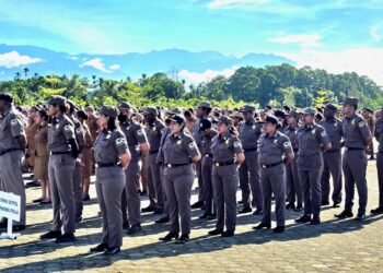 Bupati Mimika Minta Satpol PP Tertibkan Bangunan Liar di Jalan Utama