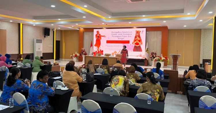 DP3AP2KB Mimika Perkuat Kapasitas Perempuan Untuk Ambil Peran dalam Pembangunan