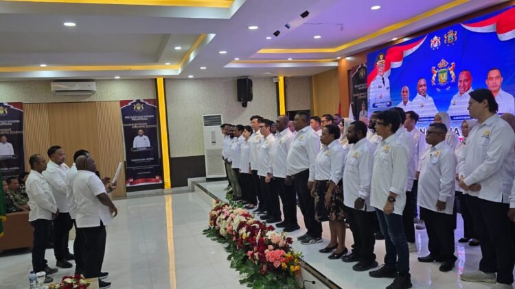 Resmi Dilantik, Pengurus KADIN Mimika Didorong Jadi Motor Penggerak Ekonomi Daerah