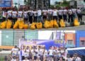 Fans Jerman Timika Gelar Jalan Santai dan Aksi Bersih Kota, Kampanyekan Gerakan “LISA Sayang”