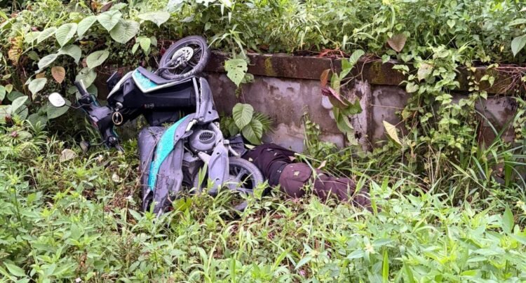 Hilang Kendali di Pertigaan Mile 32, Security di Timika Tewas Setelah Motor Hantam Trotoar
