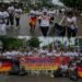 Tunjukkan Loyalitas, Fans Jerman Timika Ramaikan Car Free Day dan Gelar Bersih-Bersih