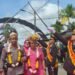 Masuk Kesatrian Polres Mimika, AKBP Alredo Rumbiak Disambut Prosesi Adat dan Pedang Pora
