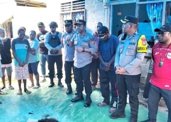 Kapolres Mimika Temui Keluarga Korban Penikaman di Pomako, Pastikan Kasus Diproses Hukum