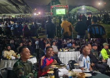 Seribuan Warga Timika Padati Yonif 754/ENK Nobar Final Piala Dunia 2026 Argentina vs Spanyol