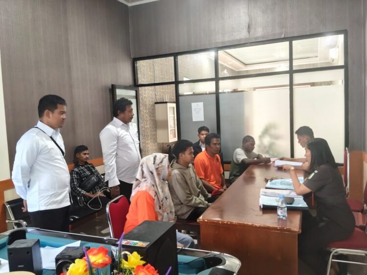 Jaringan Sabu Dikendalikan dari Dalam Lapas Timika, Tiga Tersangka Dilimpahkan ke Kejaksaan