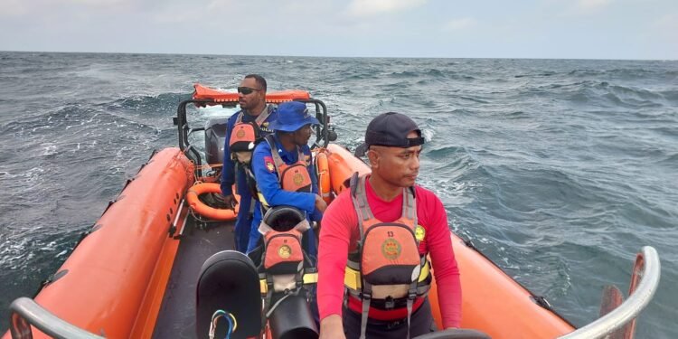 Long Boat Pemancing Hilang Kontak di Perairan Tanjung Bicari, Tim SAR Gabungan Lakukan Pencarian