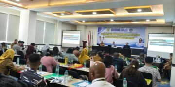 Cegah Pencemaran Lingkungan, DLH Mimika Sosialisasikan Pengelolaan Limbah B3 bagi Fasilitas Kesehatan