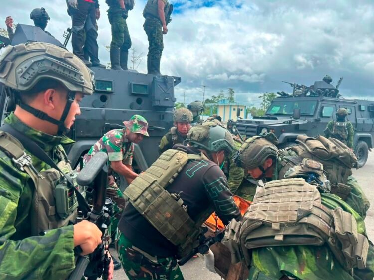 Koops TNI Habema Evakuasi Jenazah Korban Penembakan OPM di Yahukimo, Ditemukan di Dasar Longsoran Sedalam 50 Meter