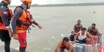 Speed Boat 150 PK Tenggelam di Perairan Manasari, Korban Berhasil Diselamatkan Tim SAR Gabungan
