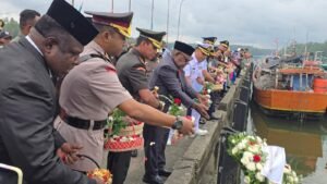 Kenang Jasa Pahlawan,Pemkab Mimika Gelar Upacara Tabur Bunga di Poumako,