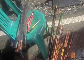 Razia di Sembilan Titik Kwamki Narama, Polisi Amankan 9 Orang Bawa Busur, Panah hingga Parang