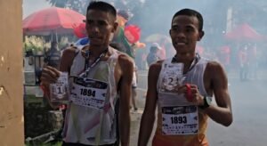 Taklukkan 10 Kilometer dalam 33 Menit, Serda La Ode Safruddin Juara Mimika City Run