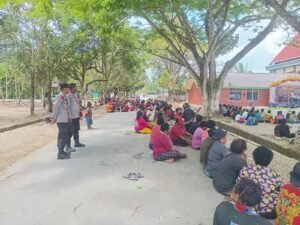 Sat Binmas Polres Mimika Ajak Jemaat KINGMI Sinai SP II Bersama Jaga Kamtibmas