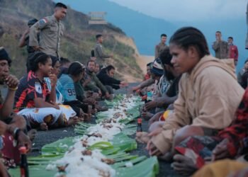 Satgas Damai Cartenz Pamit dari Kiwirok, Kebersamaan Delapan Bulan Jadi Kenangan