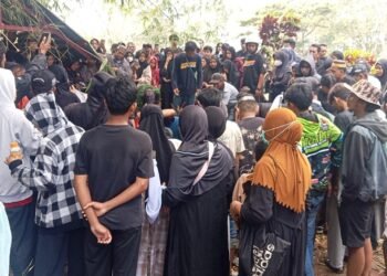 Jenazah Korban Penikaman Kilo 10 Dimakamkan di TPU SP1, Polisi Amankan Dua Orang