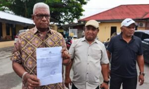 Bupati Mimika Johannes Rettob Laporkan Papua News Online ke Polisi, Soroti Pemberitaan yang Dinilai Hoaks dan Provokatif