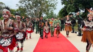 Pangdivif 3 Kostrad Kunjungi Yonif 753 Nabire, Tekankan Penguasaan Wilayah dan Disiplin Prajurit