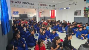 Dinkes Mimika Kampanyekan Bahaya Merokok kepada Pelajar SMA YPPK Tiga Raja