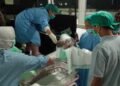 Polsek Kwamki Narama Evakuasi Ibu Hamil, Bayi Kedua Lahir Selamat di Mobil Patroli