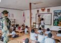Pangkoops TNI Habema Kunjungi Tingginambut, Tekankan Pentingnya Kedamaian dan Pendidikan Anak