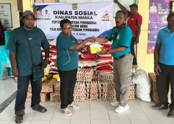 Dinsos Mimika Salurkan 480 Paket Bantuan Permakanan Otsus untuk Warga Distrik Wania