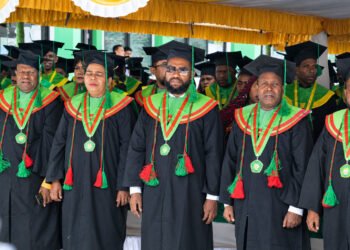 Wisuda ke-18 UNA’IM Yapis Wamena Kukuhkan 224 Lulusan, Siapkan SDM Unggul Papua Pegunungan