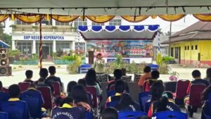 Safari PHBS Dinkes Mimika, SMP Negeri Koperapoka Jadi Contoh Sekolah Sehat