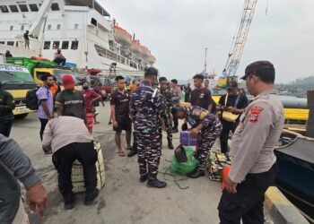 Razia KM Tatamailau di Pomako, Polisi Amankan 100,8 Liter Sopi Tual