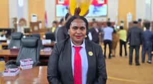Ester Tsenawatme Desak Pemkab Mimika Perhatikan Rumah Tak Layak Huni di Wonosari Jaya