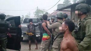 Satgas Damai Cartenz Amankan Dua Pelaku Pembunuhan di Yahukimo, Satu Tewas