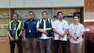 Asap Karhutla Papua Selatan Ganggu Penerbangan di Timika, Jarak Pandang Tersisa 300 Meter