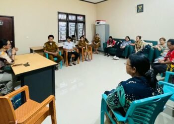 Gelar Monitoring ke Pesisir Pantai, Dinkes Mimika Temui Sejumlah Kendala Pelayanan Kesehatan di Puskesmas Mapar