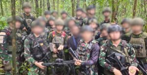 Koops TNI Habema Berhasil Amankan Kembali Senjata Caracal yang Dirampas Kelompok OPM di Maybrat
