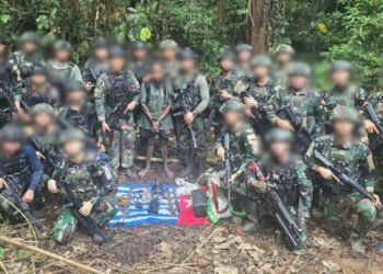 Anggota OPM Menyerahkan Diri, Dua Senjata Marinir Ditemukan Koops TNI Habema di Maybrat