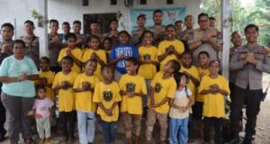 Satgas Damai Cartenz Berbagi Kasih di Panti Asuhan Cinta Kasih Hulda Mimika