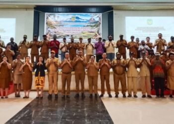 Tingkatkan Kualitas Pembangunan, Pemkab Mimika Bekali Aparatur Kampung