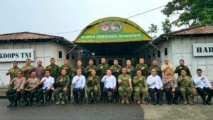 Menko Polkam Dudung Abdurachman Kunjungi Timika, Tekankan Sinergi Keamanan dan Pembangunan Papua