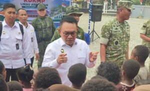 Menko Polkam Dudung Abdurachman Tinjau KDMP Limau Asri Timur, Dorong Keterlibatan Anak Asli Papua