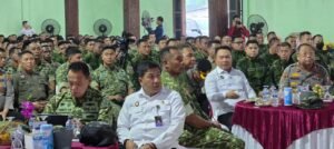 Kunjungi Timika, Menko Polkam Beri Arahan kepada Personel Satgas di Papua